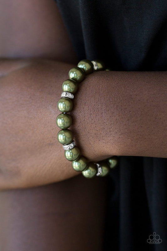 exquisitely-elite-green-bracelet
