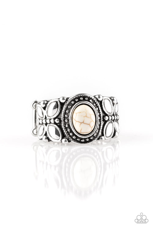 butterfly-belle-white-ring