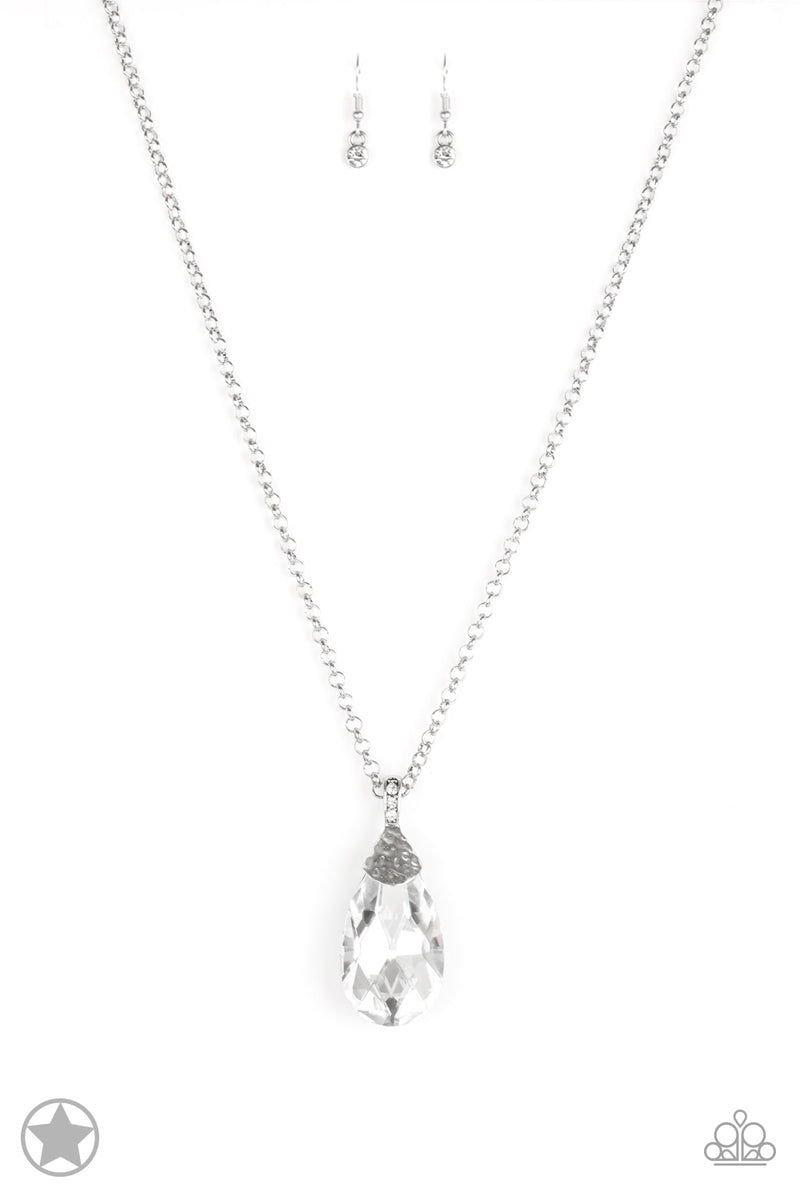 spellbinding-sparkle-white-necklace