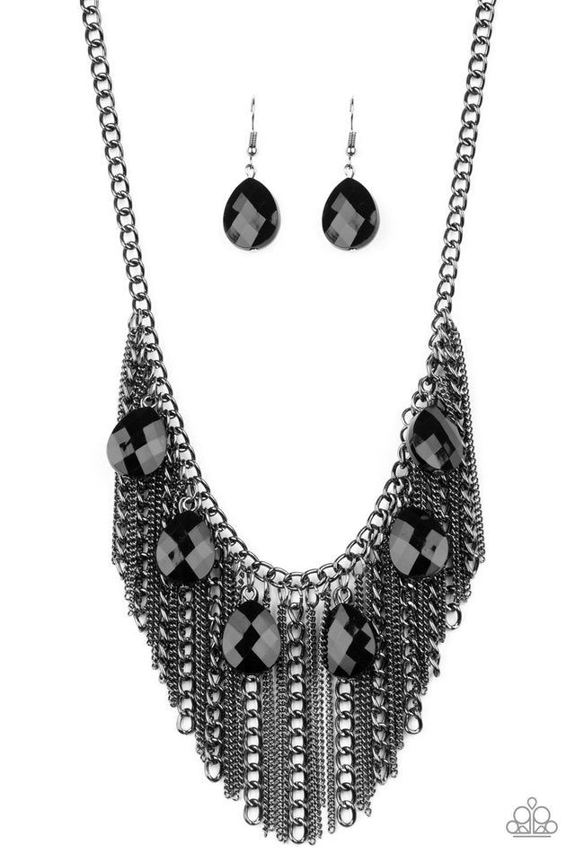 vixen-conviction-black-necklace