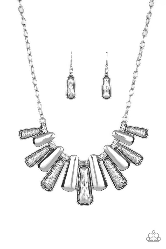 mane-up-silver-necklace