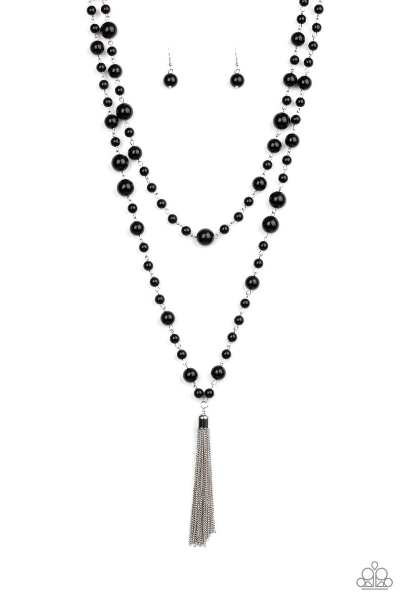 social-hour-black-necklace
