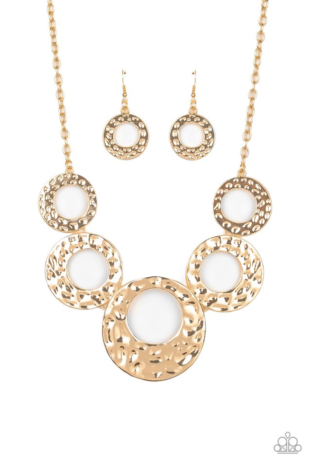 mildly-metro-gold-necklace