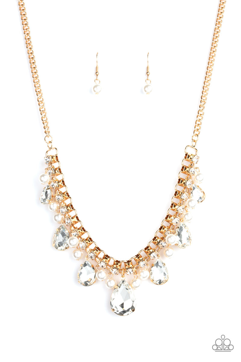 knockout-queen-gold-necklace