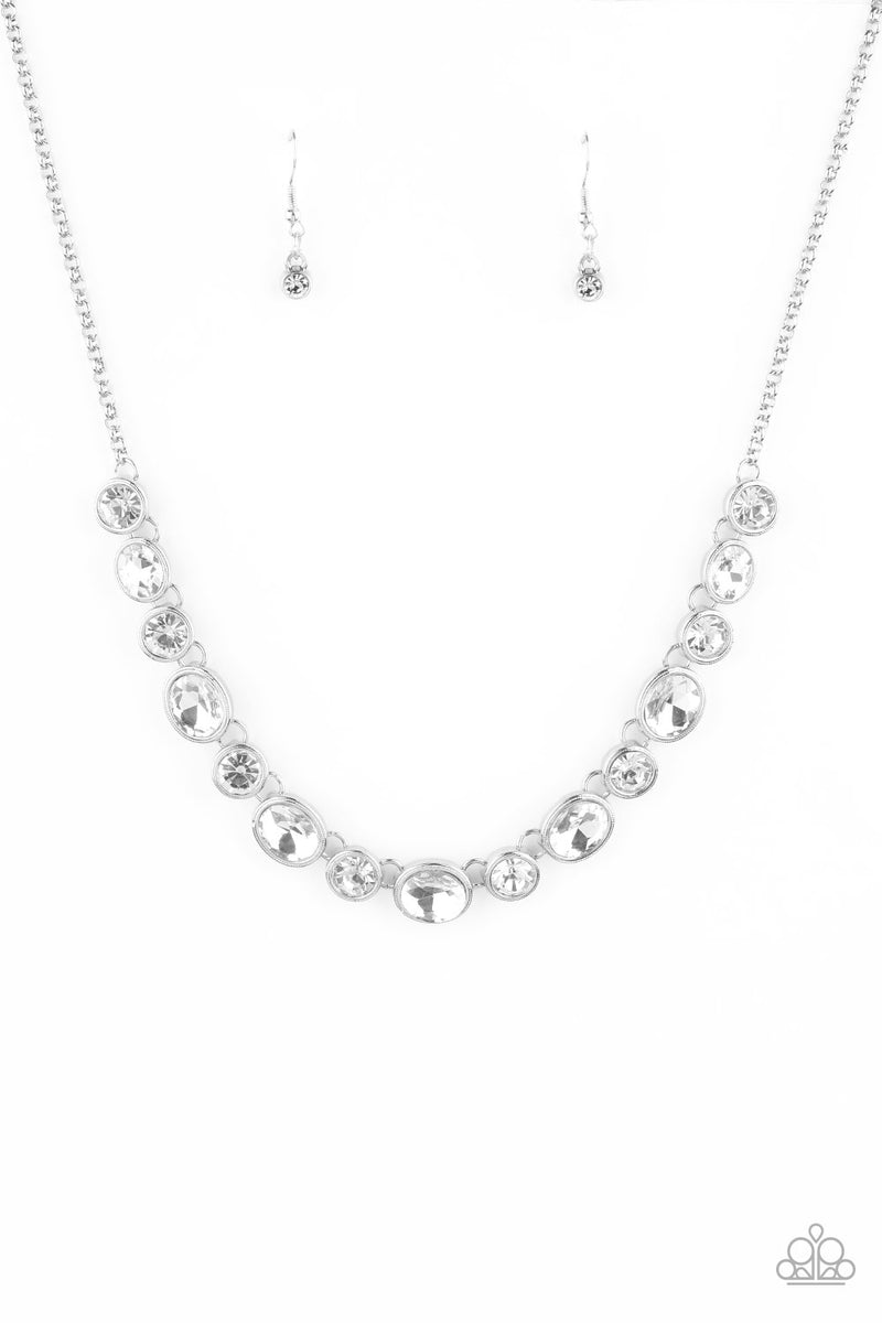 girls-gotta-glow-white-necklace