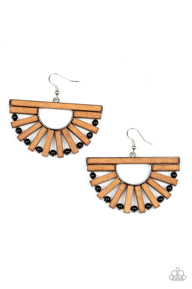 wooden-wonderland-black-earrings