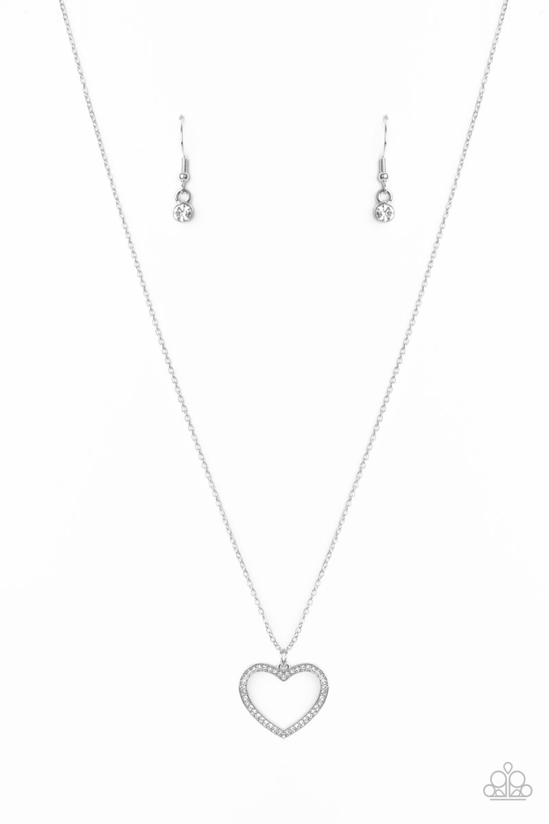glow-by-heart-white-necklace