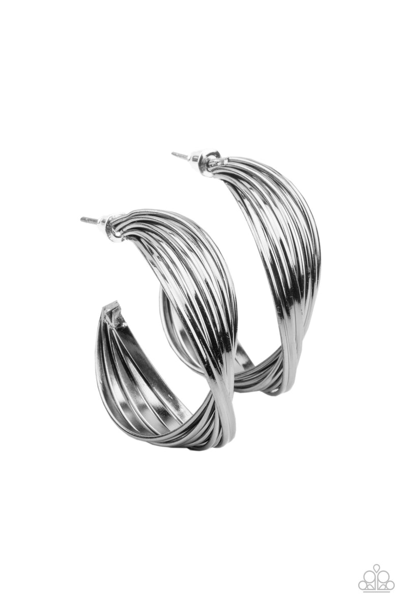 curves-in-all-the-right-places-black-earrings