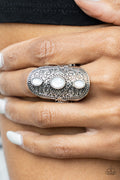 Promenade Paradise - White Ring