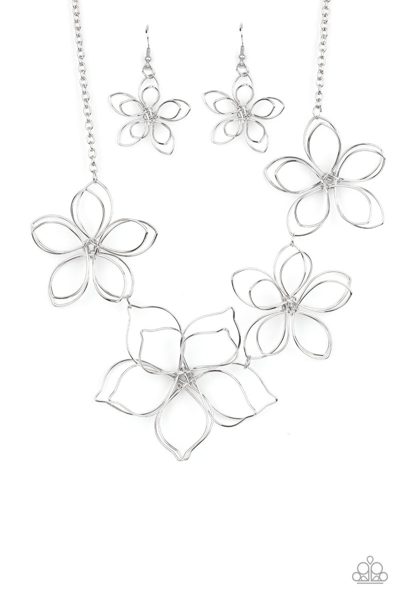 flower-garden-fashionista-silver-necklace