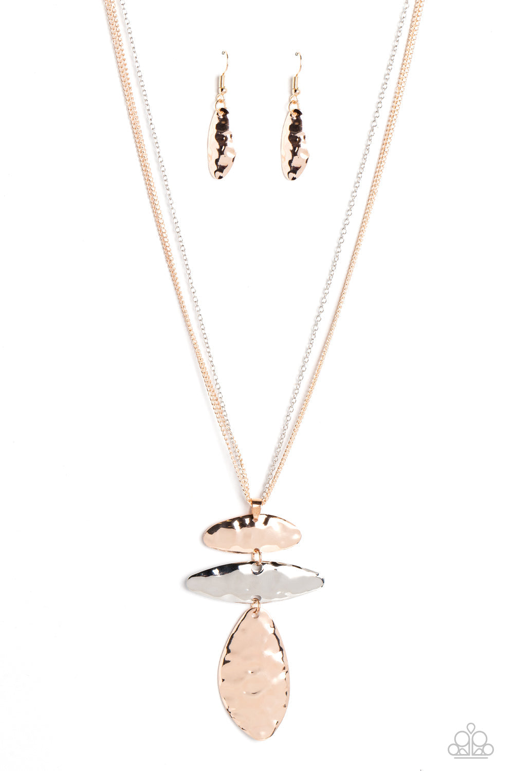 monochromatic-model-multi-necklace